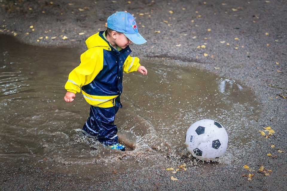 Why kids should jump in puddle